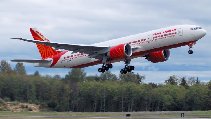 https://www.salarnews.in/public/uploads/images/newsimages/maannewsimage05092025_185617_Air India Express.png